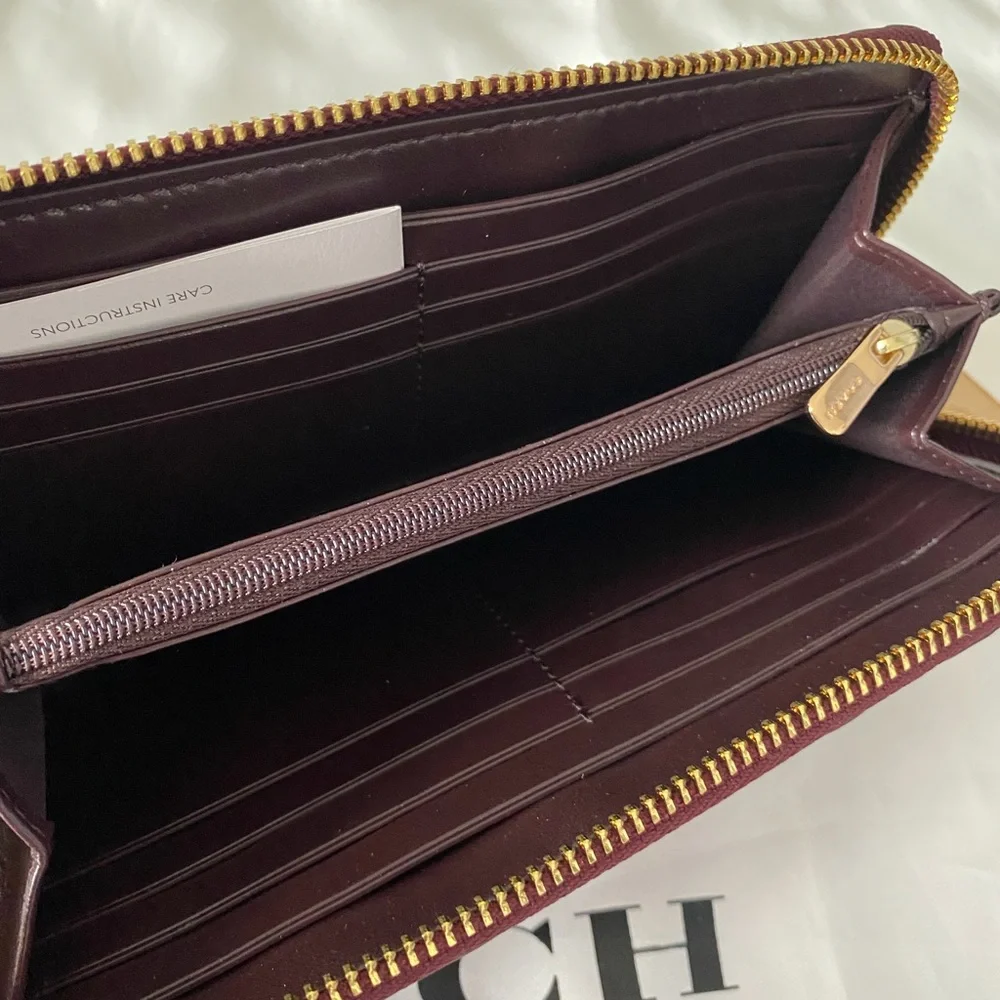 Coach  Debossed mini Bennett Satchel with matching wallet - Picture 8 of 9